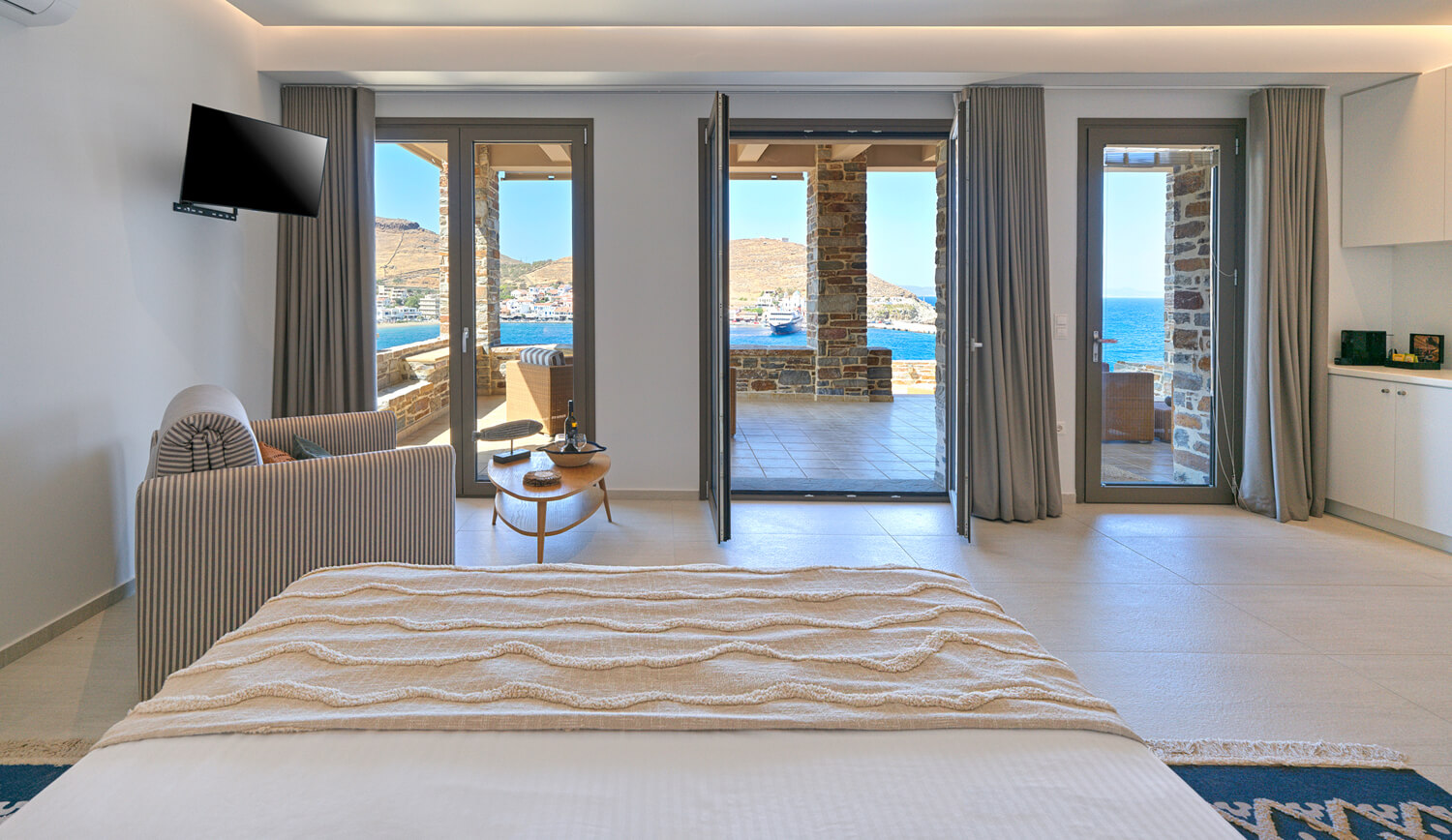 king-suite-sea-view
