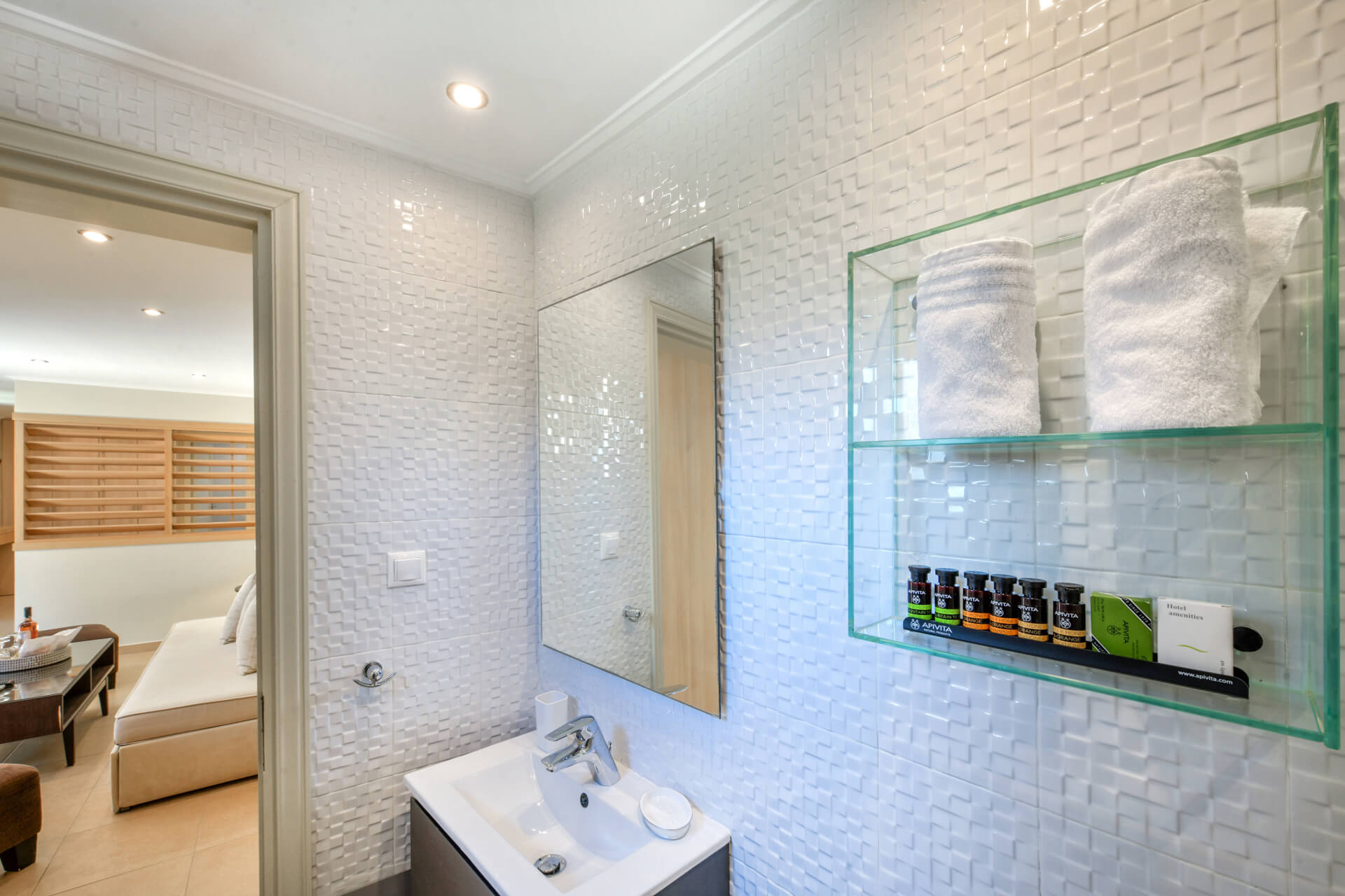family_suite_gardenview11