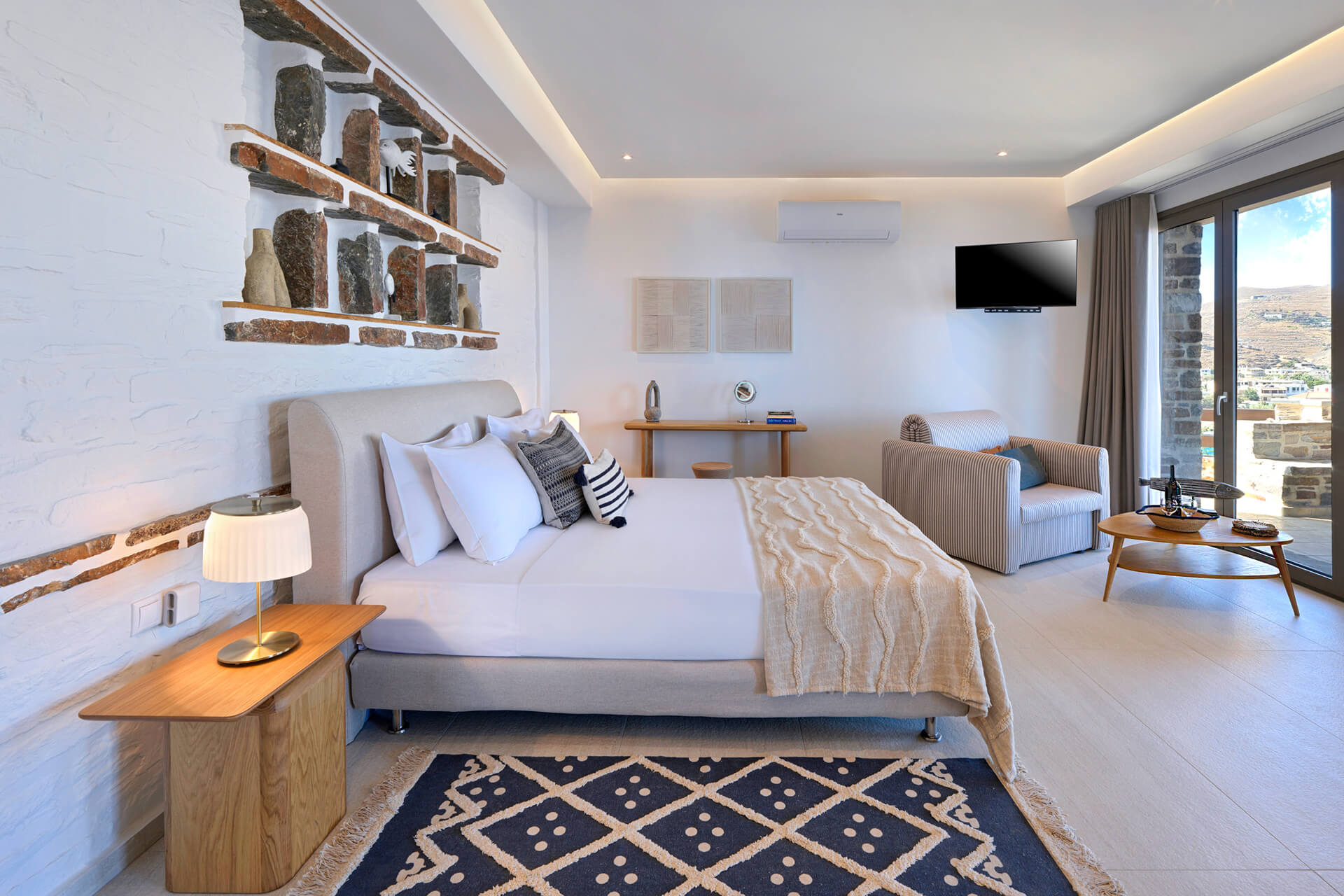kingsuite01