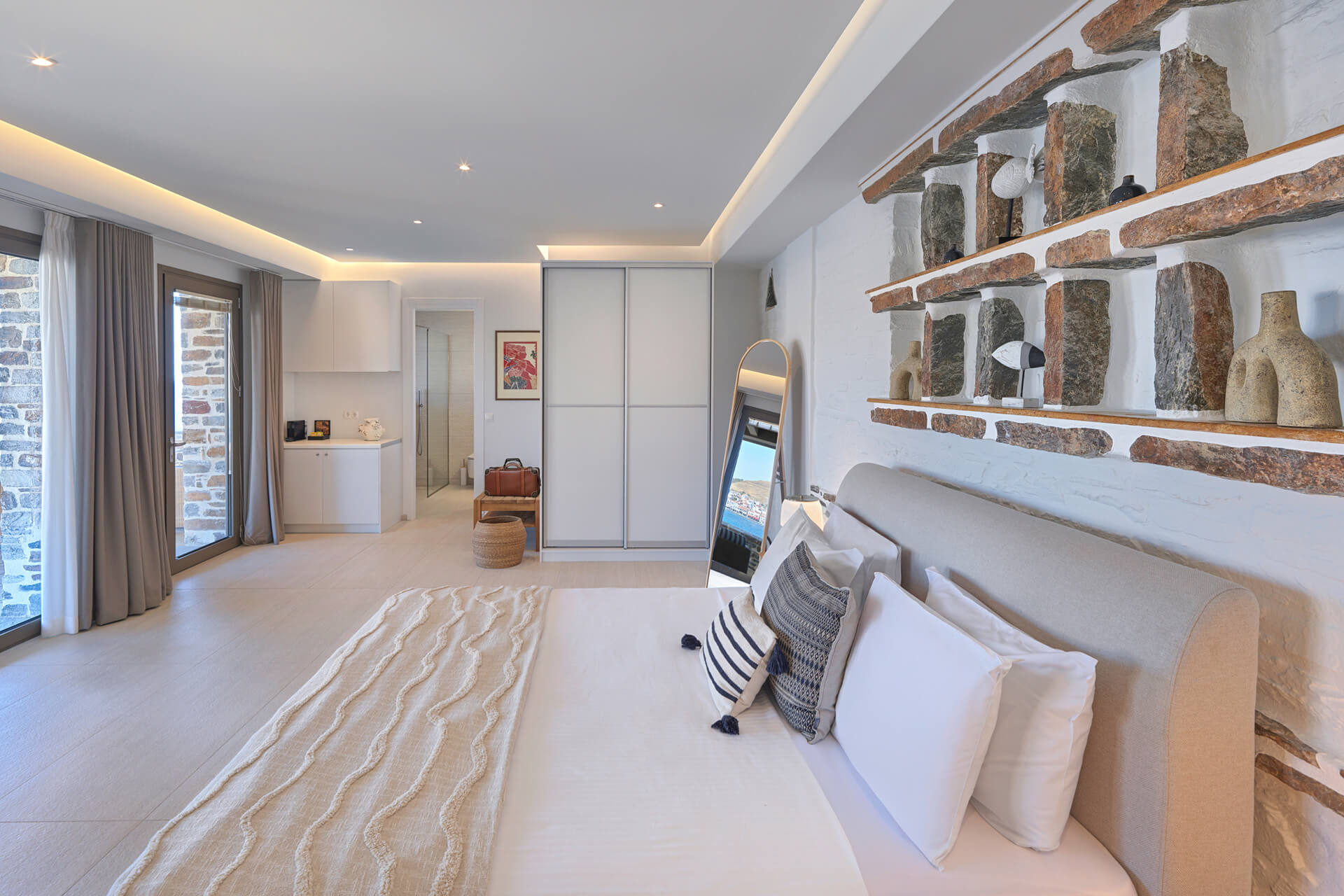 kingsuite03