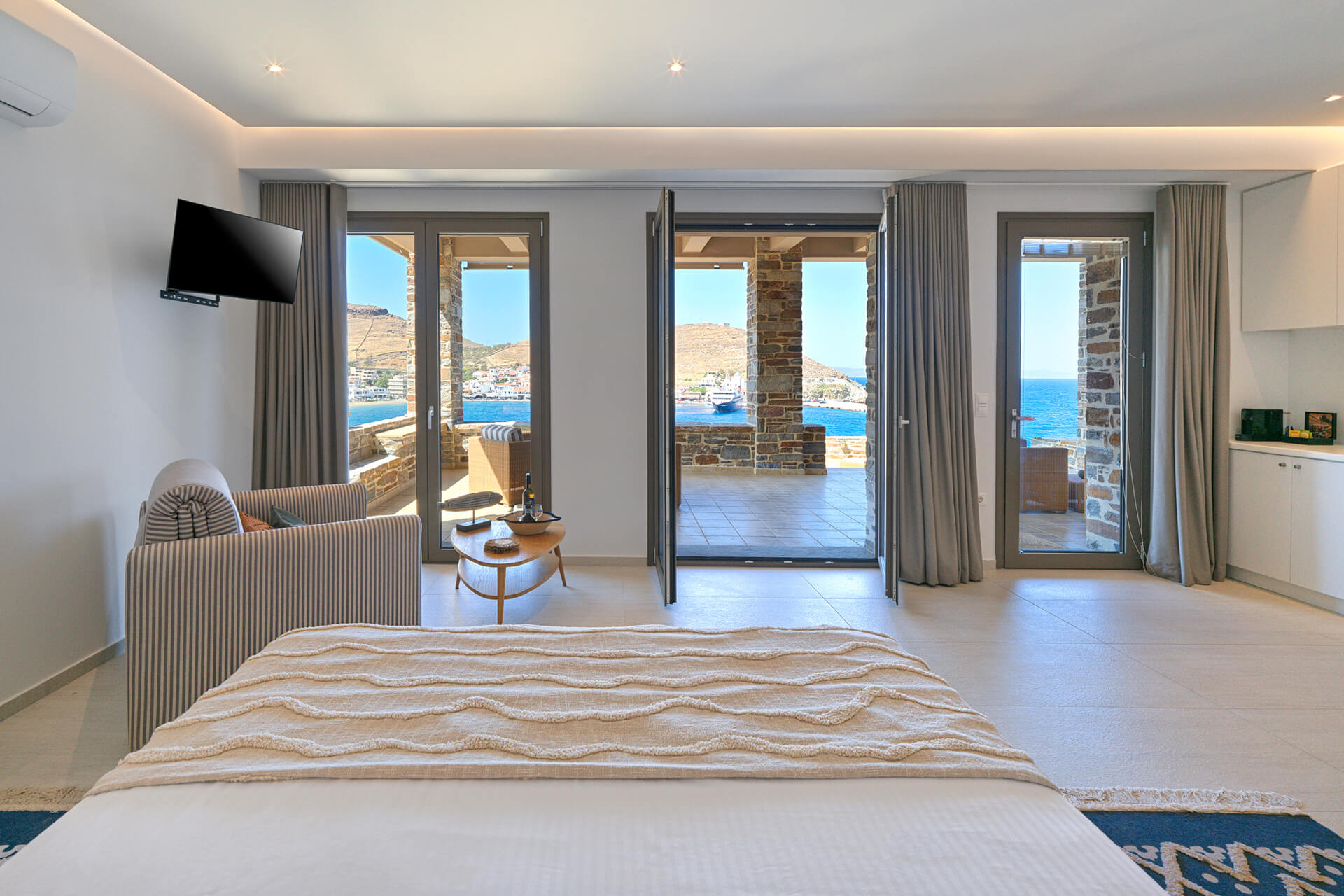 kingsuite12